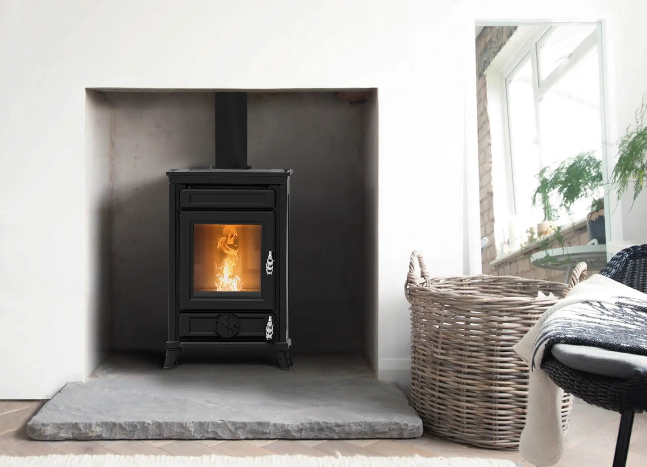 Wood Stove or Fireplace — What to Choose for Your Home? ceplis.eu