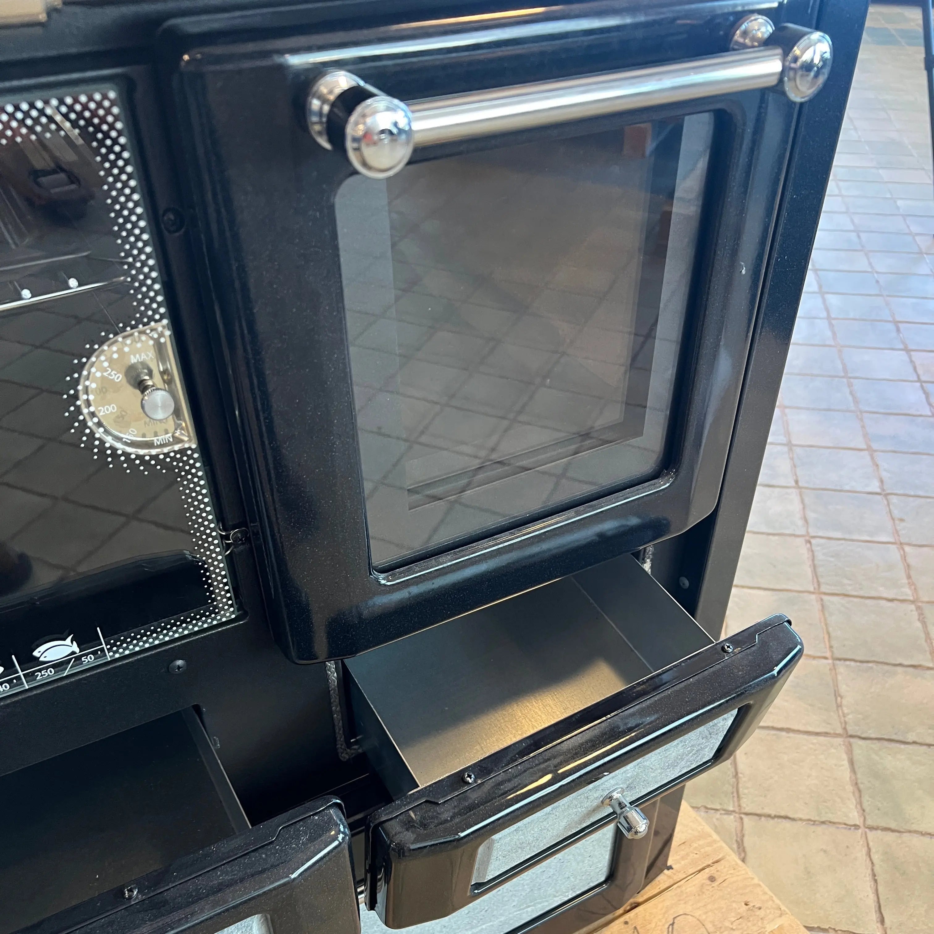 Lincar GAIA 149A VL | Cast Iron Cooking Stove with Oven – 7,36 kW – Sopestone Lincar