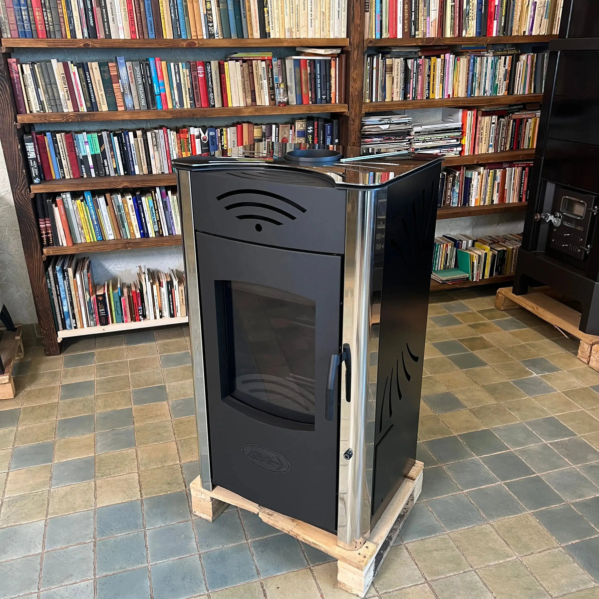 VULKAN | Central Heating Wood Stove – 24 kW